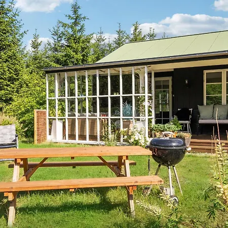 3 Bedroom Cozy In * Vemb